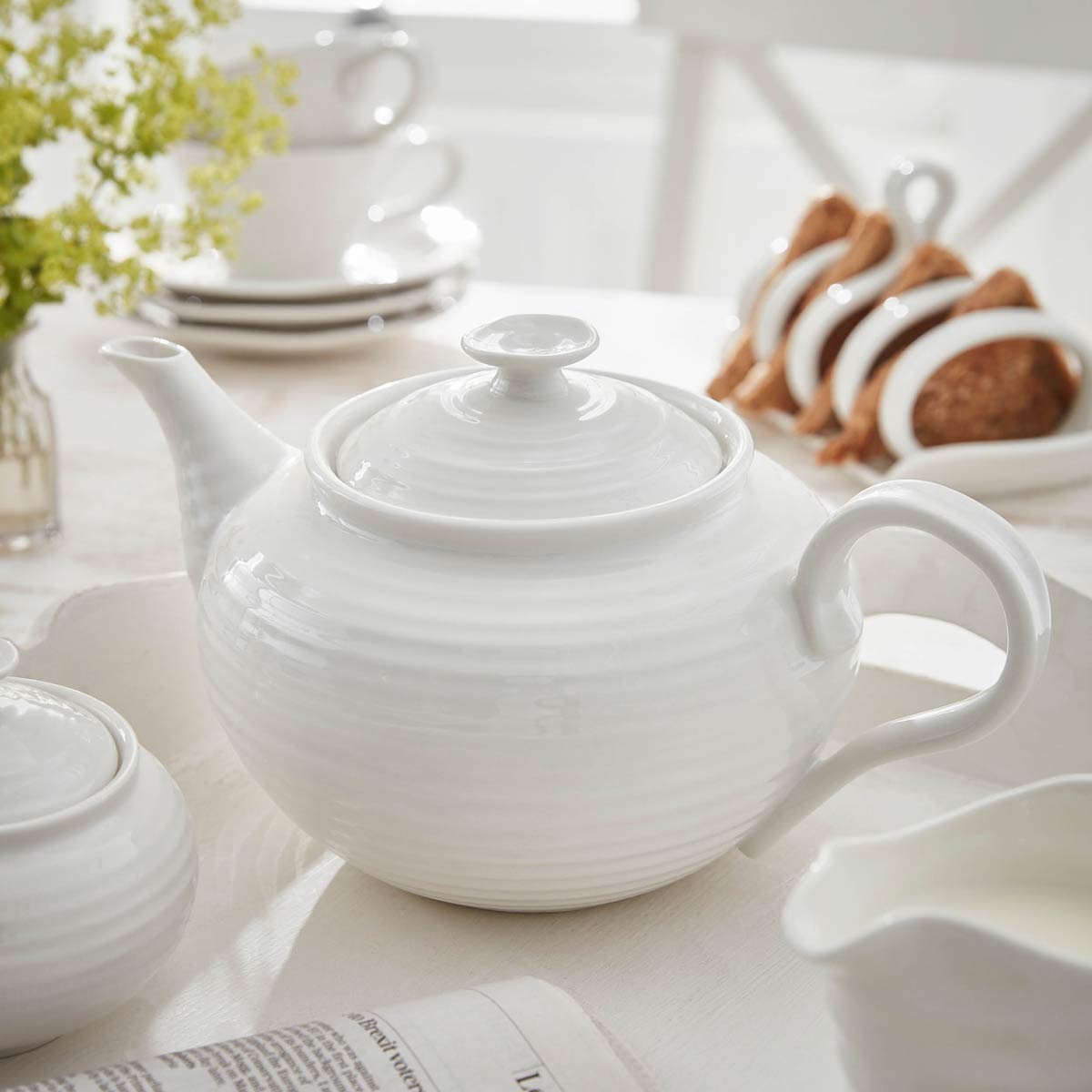 Sophie Conran 2 Pint Teapot, White image number null